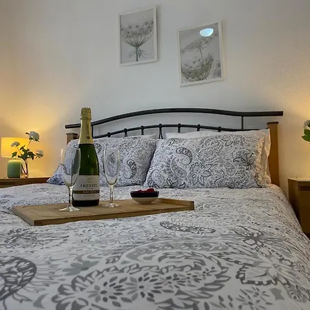 2 Bedroom Apartment, Torrenueva, La Cala De Mijas
